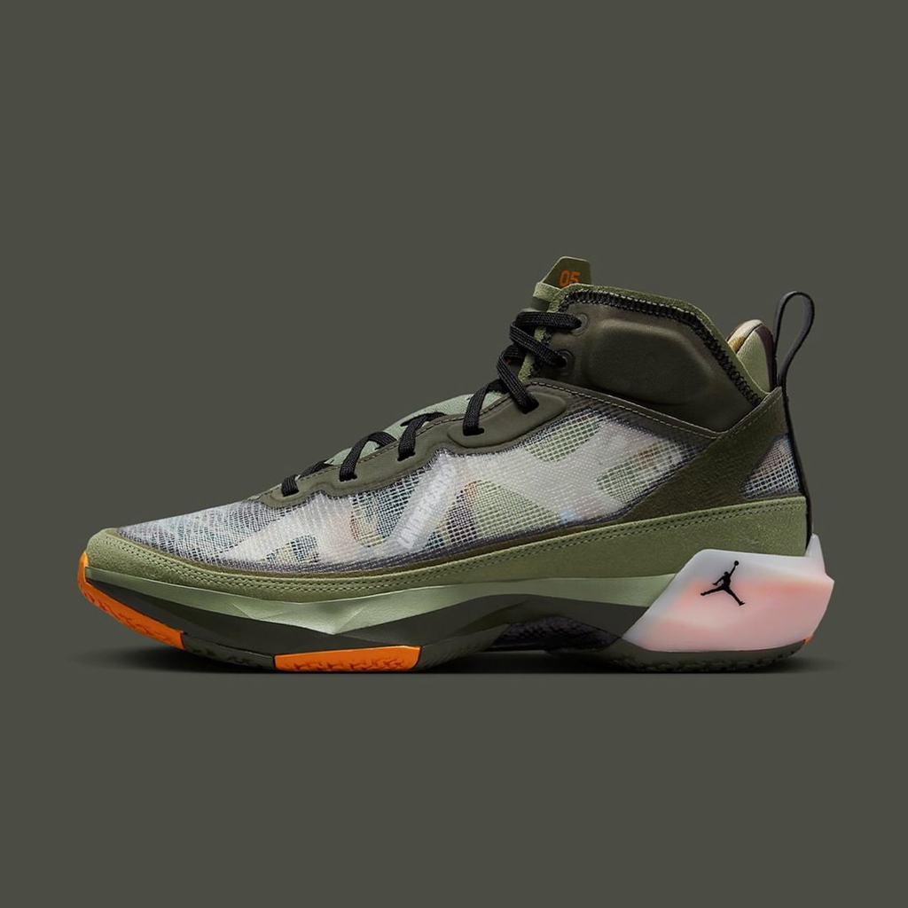 UNDEFEATED,Air Jordan 37  第一双「联名 AJ37」就这么狠！？看这 Logo 就难抢！