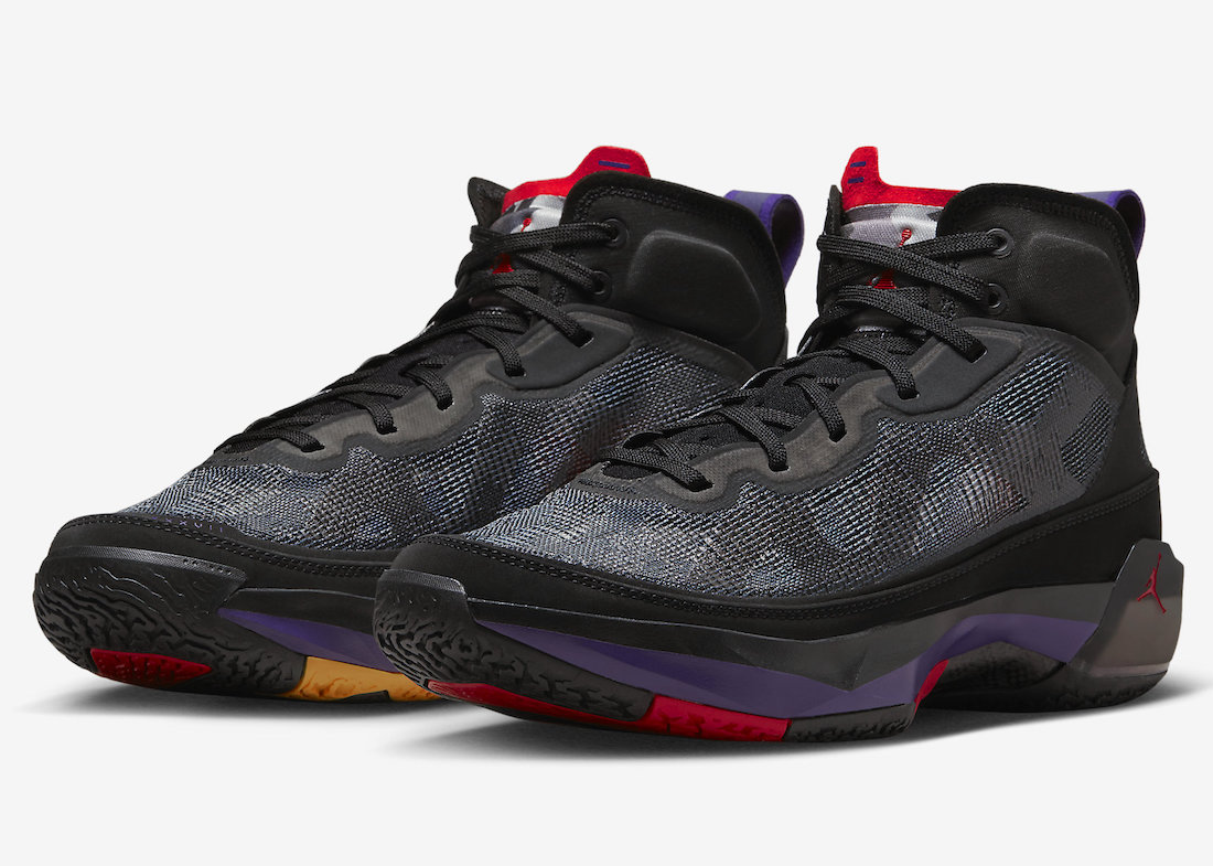 DD6958-065,AJ37,Air Jordan 37  超帅的黑装战靴！Air Jordan 37 猛龙配色即将发售！