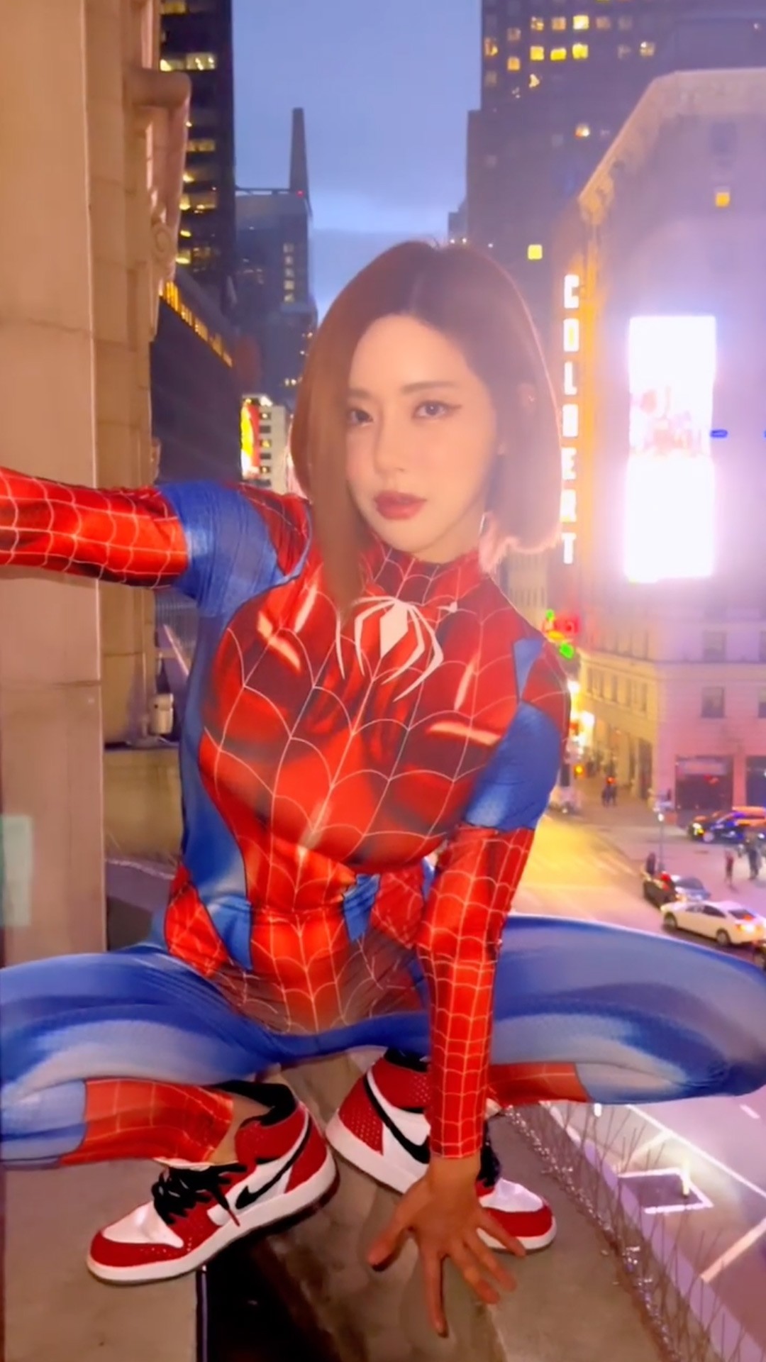 DJ SODA,DJ MIU,朴山多拉  DJ SODA、明日花罕见同框，开始大玩变装！还专门找来一双都眼馋的球鞋！