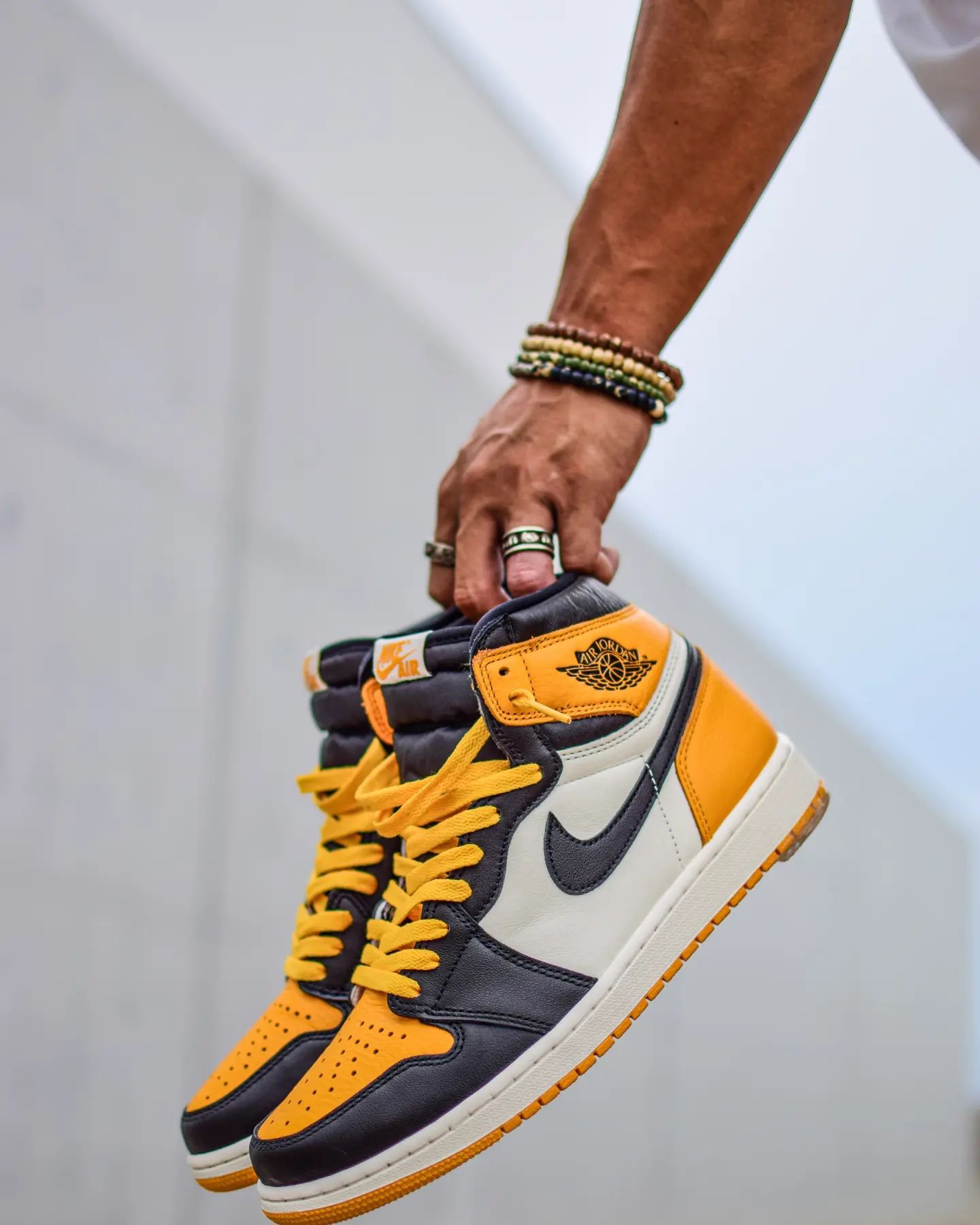 Air Jordan,New Balance,Salomon  现在抄底人气球鞋正合适！「黑红禁穿」跌破原价！「明星同款」又降了几百块！