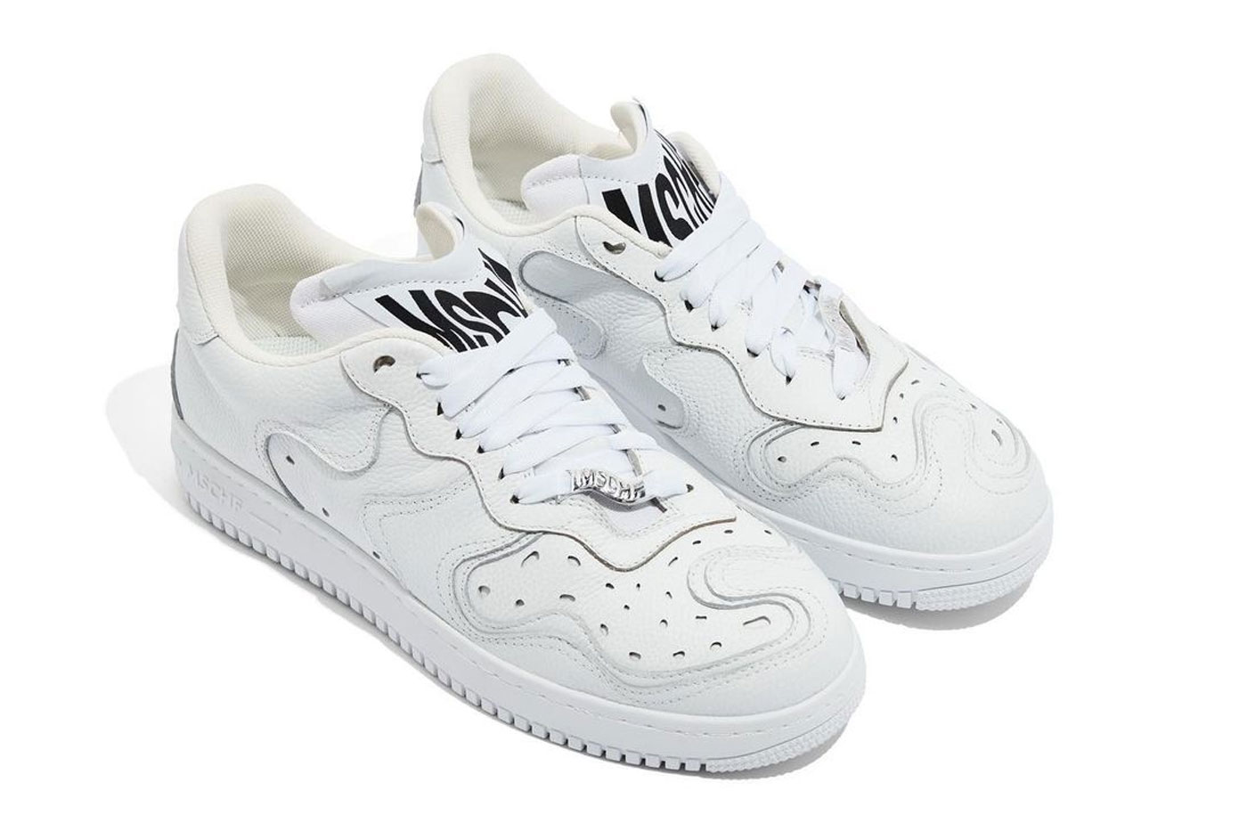Lisa,这双,「,AF1,」,越看,越,上头,古力,娜扎,   Lisa 罕见上脚这个牌子的鞋？！古力娜扎同款只要 ¥1xxx！