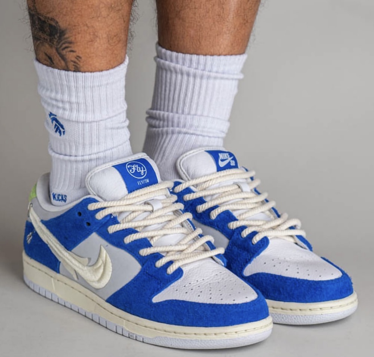 Fly Streetwear,Nike,SB Dunk Lo  「中国店铺联名」Dunk SB 上脚图来了！不会又要天价吧……