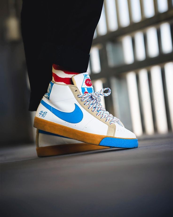 Fly Streetwear,Nike,SB Dunk Lo  「中国店铺联名」Dunk SB 上脚图来了！不会又要天价吧……
