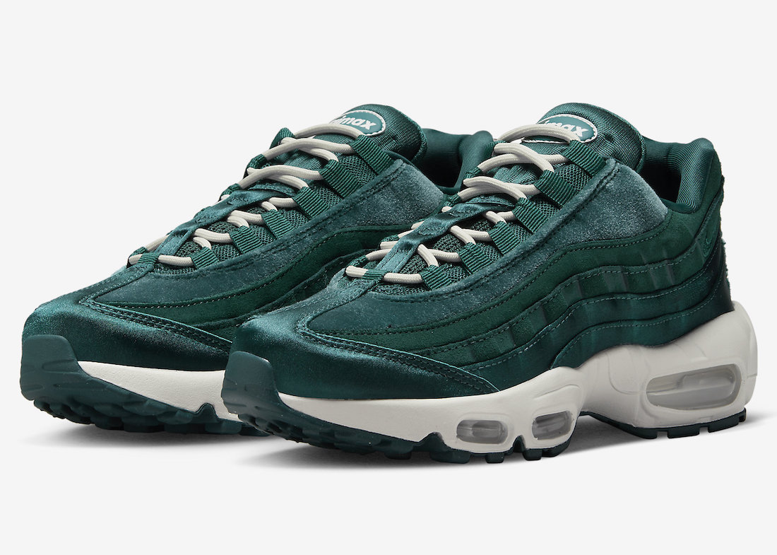 Nike,Air Max 95,Velvet Teal,DZ  丝绒鞋面有点儿奢侈！全新 Air Max 95 官图曝光！