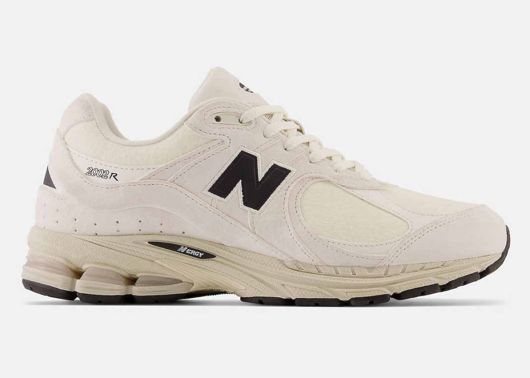 NB,New Balance,2002R,M2002RSW  新配色质感不一般！特殊材质 NB 2002R 曝光！