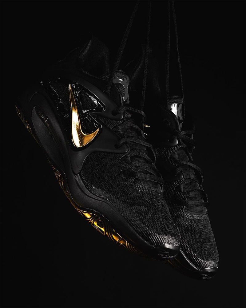 Nike,KD 15,Zoom Freak 4,Zoom G  有钱也买不到！奢华「黑金」球鞋来了！你最想要哪双？
