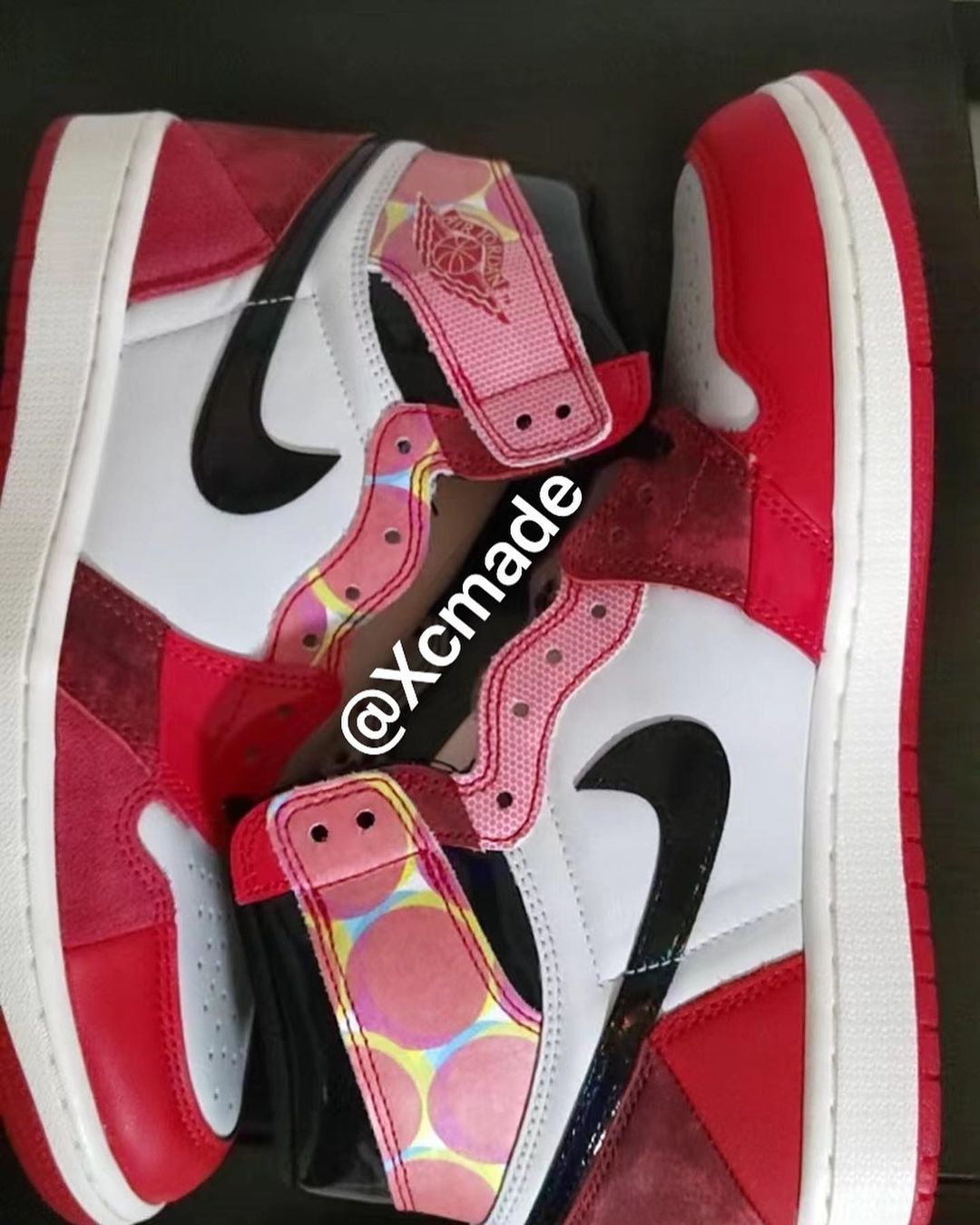 AJ1,Air Jordan 1 High OG,Spide  完整实物曝光！「蜘蛛侠 2.0」AJ1 你给几分？