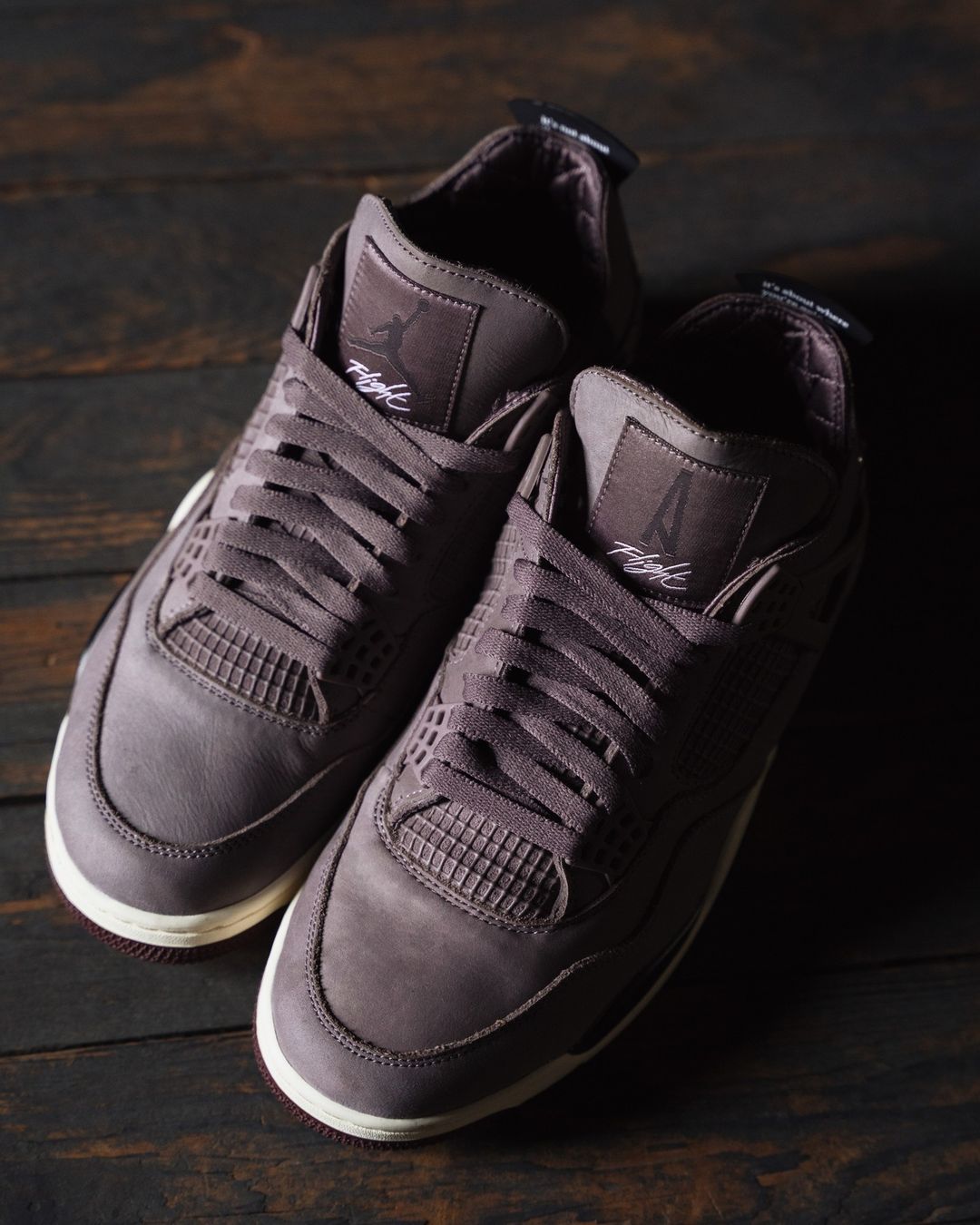 Nike,adidas,Jordan  下半年最贵十双球鞋：AJ 联名就占 4 个！最贵那双，真没想到！