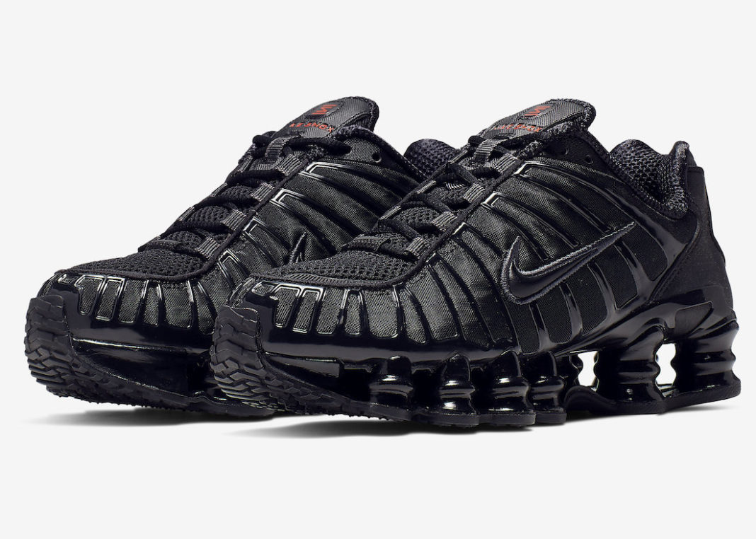 Nike,Shox TL WMNS,Black,AR3566  超怪的 Nike「黑武士」新鞋曝光！全新 Shox TL 你打几分？