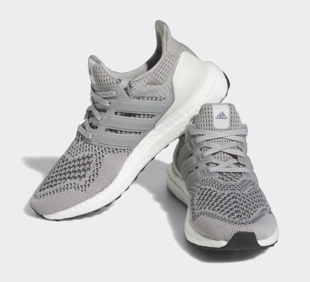 adidas,Ultra Boost 1.0,Solid G  经典酷灰造型！全新配色 Ultra Boost 1.0 明年登场！