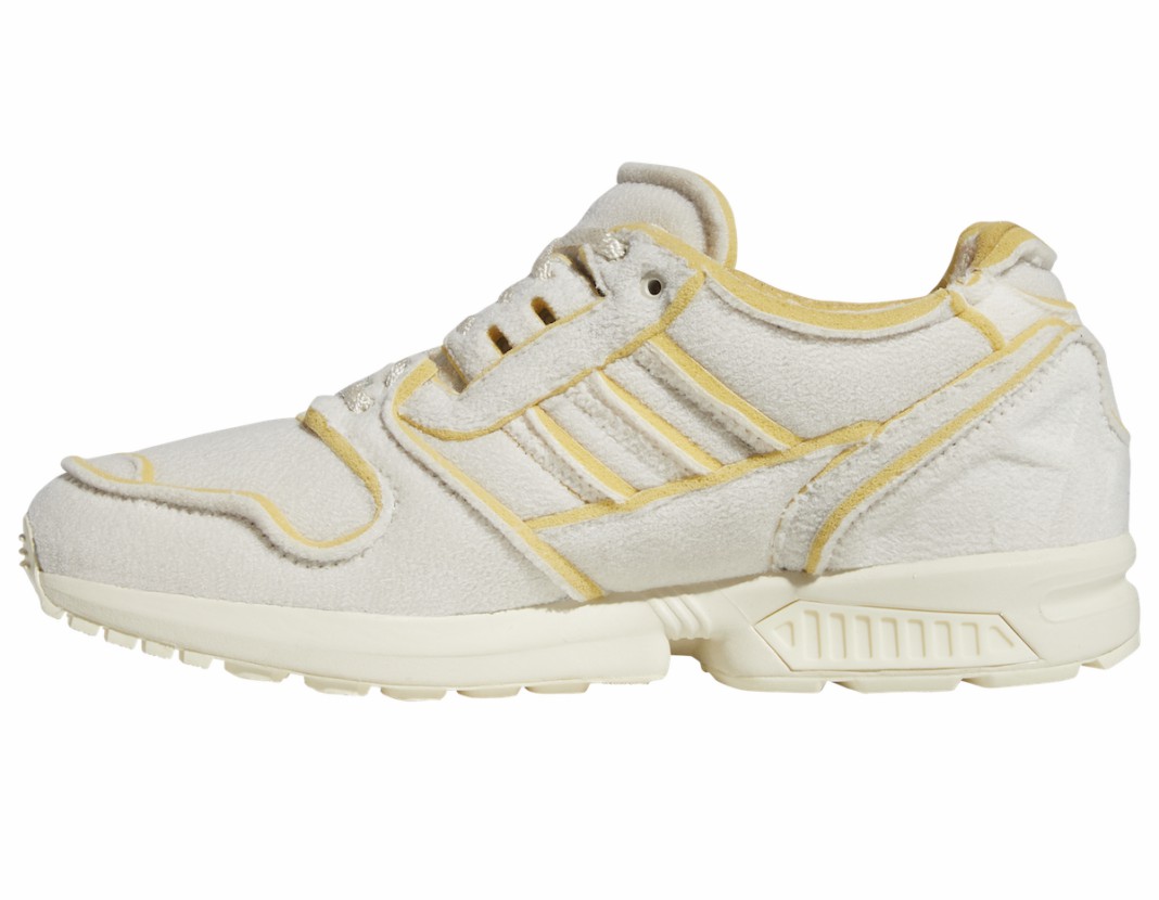 adidas,Cozy ZX 8000,Chalk Whit  这解构风格有点帅！全新 ZX 8000 你给打几分？