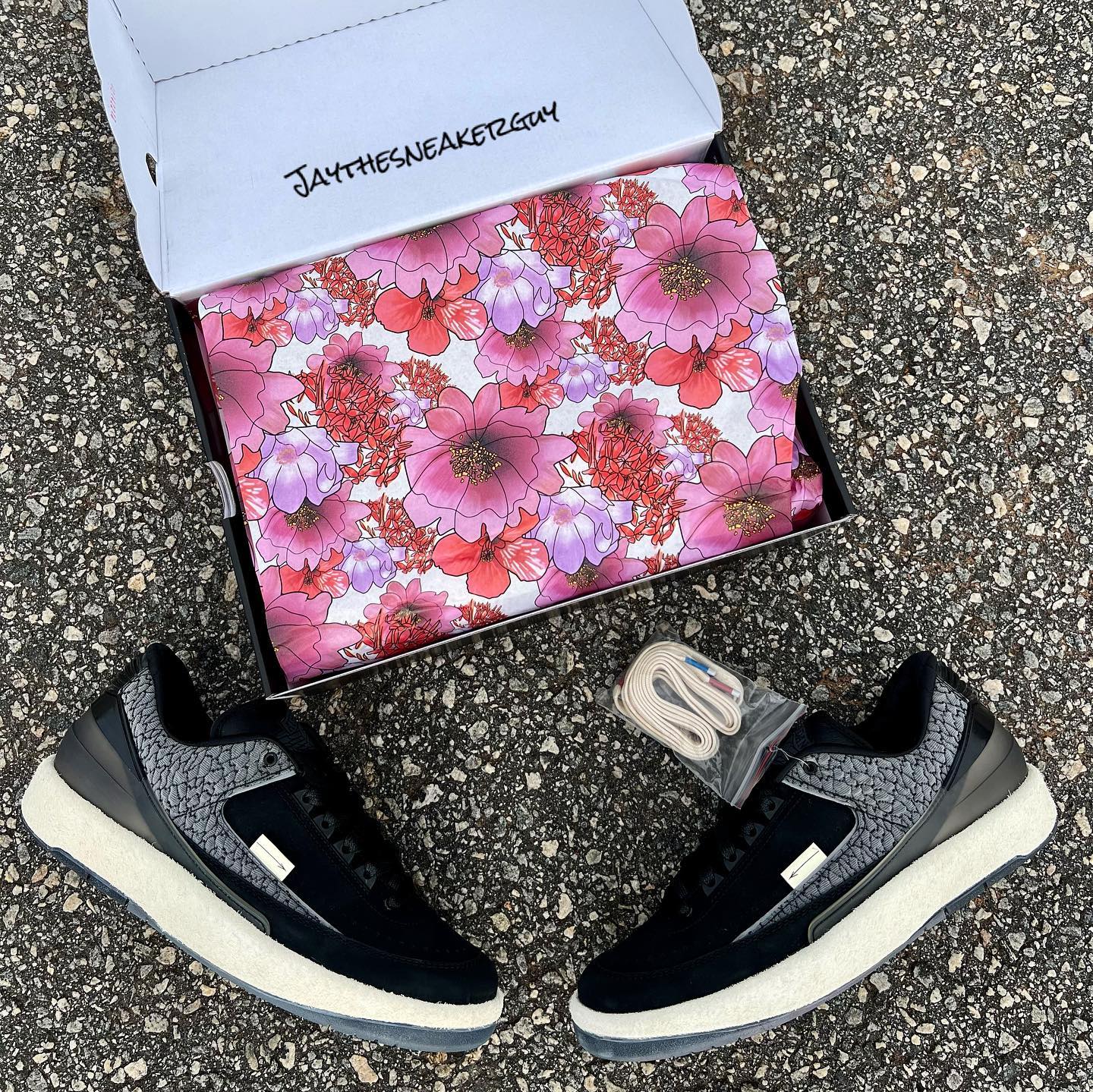 Air Jordan 2 Low,Responsibilit  麂皮中底真没见过！全新 Air Jordan 2 实物图来了！