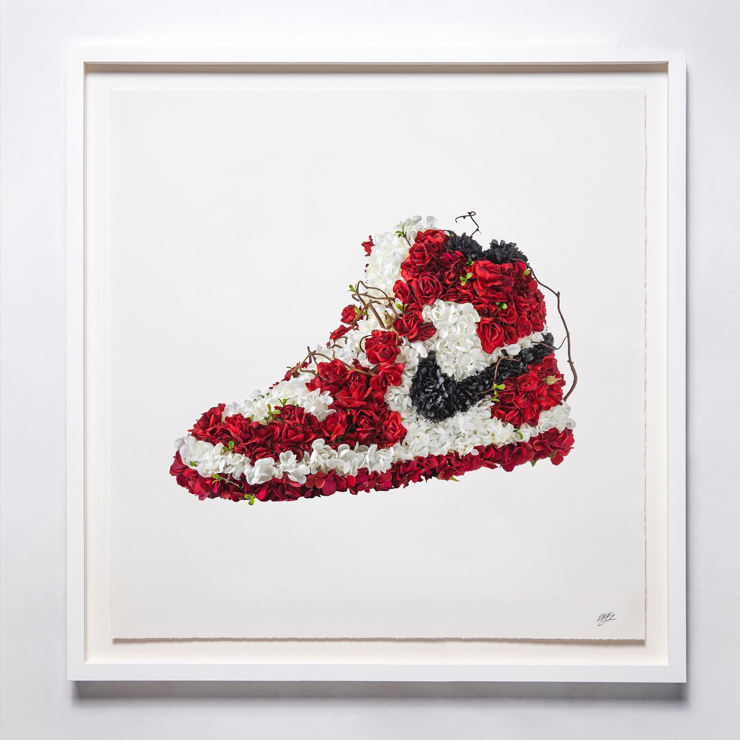 adidas,Nike,情人节  预算 200 到 2000！十五款「情人节礼物」推荐！球鞋、《三体》手办、还有...