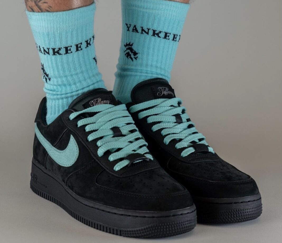 Nike,Tiffany & Co. Air Force 1  蒂芙尼 x Nike 货量曝光！上脚效果你打几分？