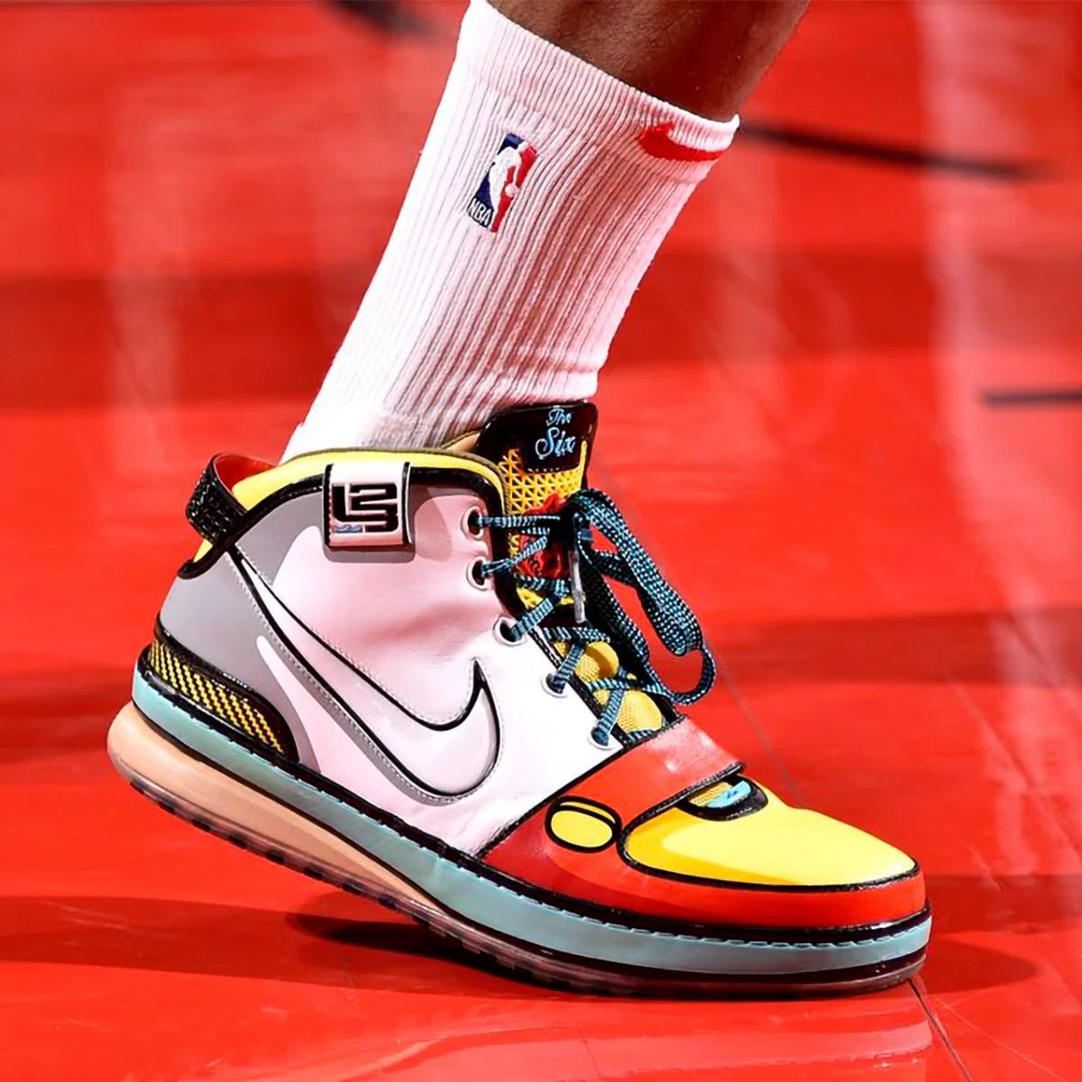 Nike,LeBron 4，Sample  罕见「勒布朗 Sample」曝光！网友：这么帅可惜了 …