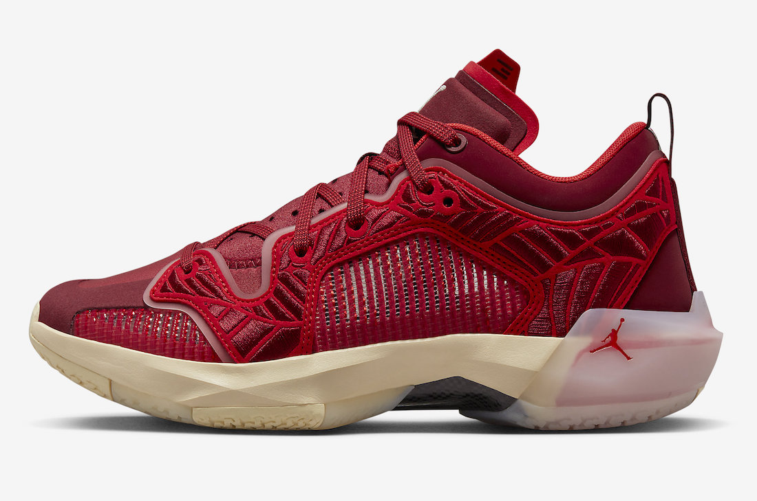 Air Jordan 37 Low,WMNS,Team Re  全新 AJ37 Low 官图曝光！网友：这配色没的说！