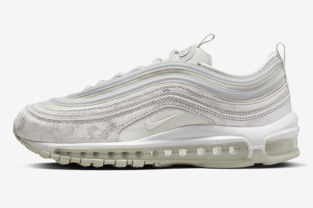 Nike Air Max 97,DX0137-002  经典做旧风！全新 Nike Air Max 97 官图曝光！