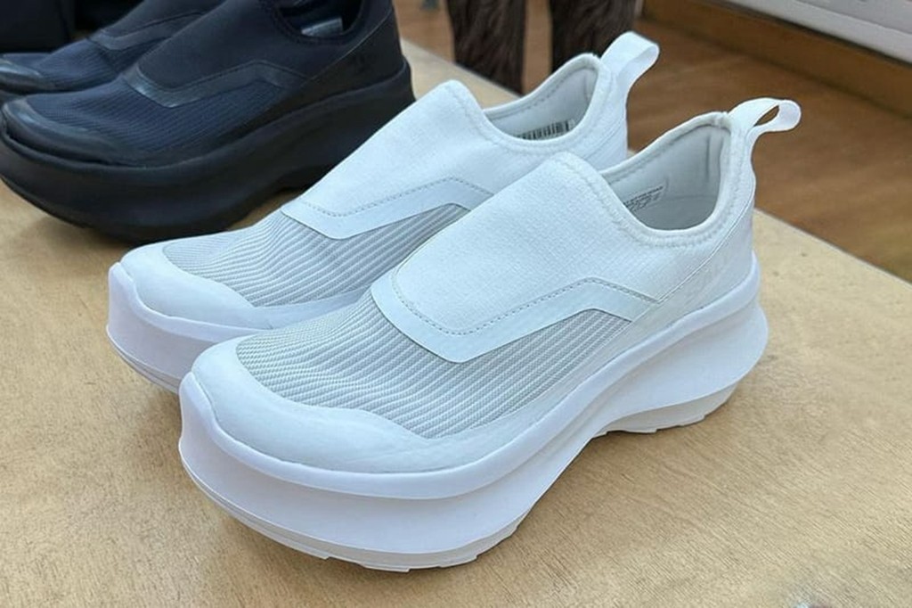 COMME des GARÇONS,Salomon,Puls  新版本 CdG x Salomon Pulsar 实物曝光！鞋面彻底变了！