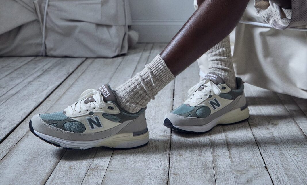 KITH,New Balance 993,Spring 10  发售倒计时！KITH 最新联名鞋太有质感了！