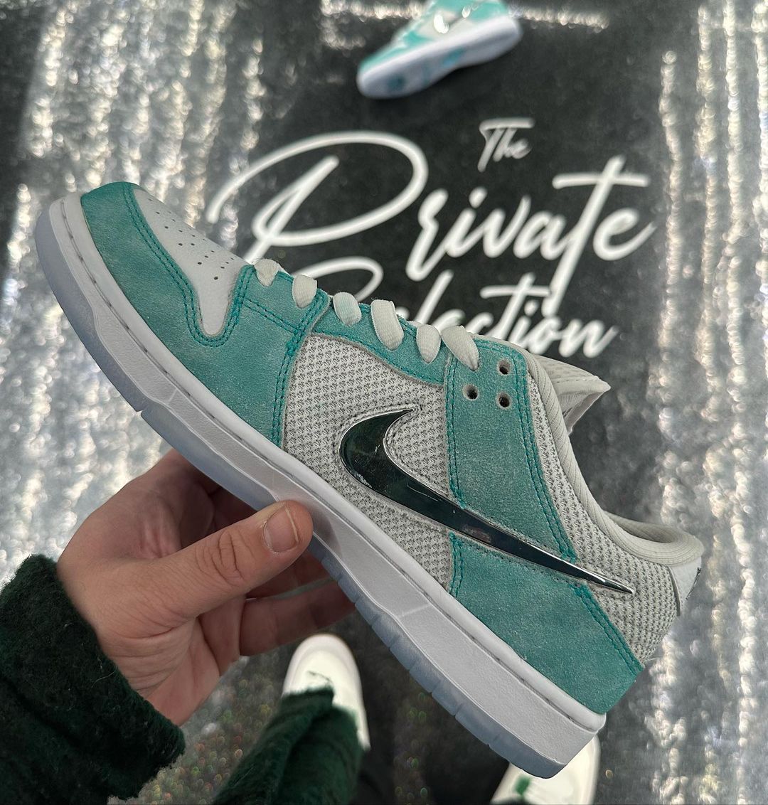 April Skateboards,Nike SB Dunk  上次市价 ￥6000+！「蒂芙尼」Dunk SB 又来了！