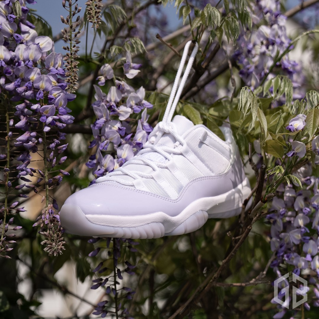 Air Jordan 11 Low  又到「低帮 AJ11」涨价的时候！现在普款都要 2k+！真后悔没早买！
