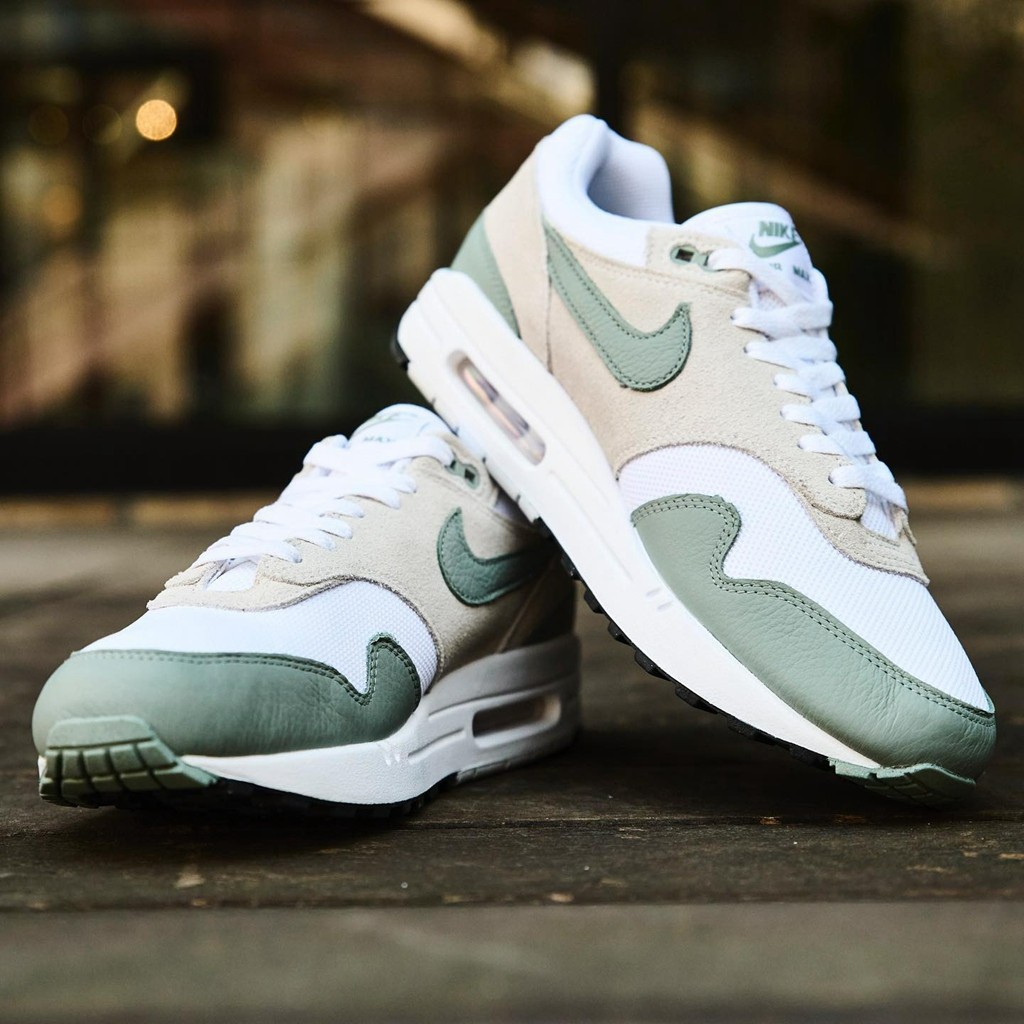 Nike,Air Max 1,Mica Green,DZ45  新配色 Air Max 1 最新实物曝光！光看质感就想要！