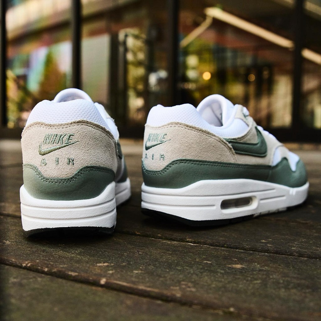 Nike,Air Max 1,Mica Green,DZ45  新配色 Air Max 1 最新实物曝光！光看质感就想要！
