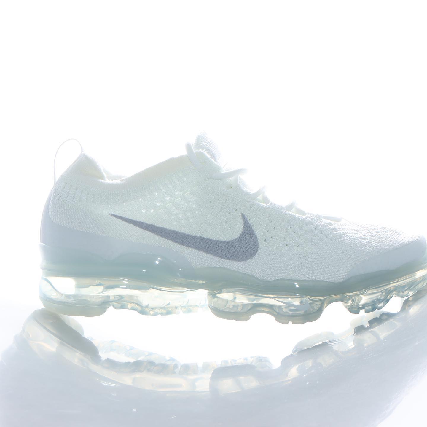 Nike,Air VaporMax 2023 Flyknit  Air VaporMax 2023 最新实物图曝光！即将迎来发售！