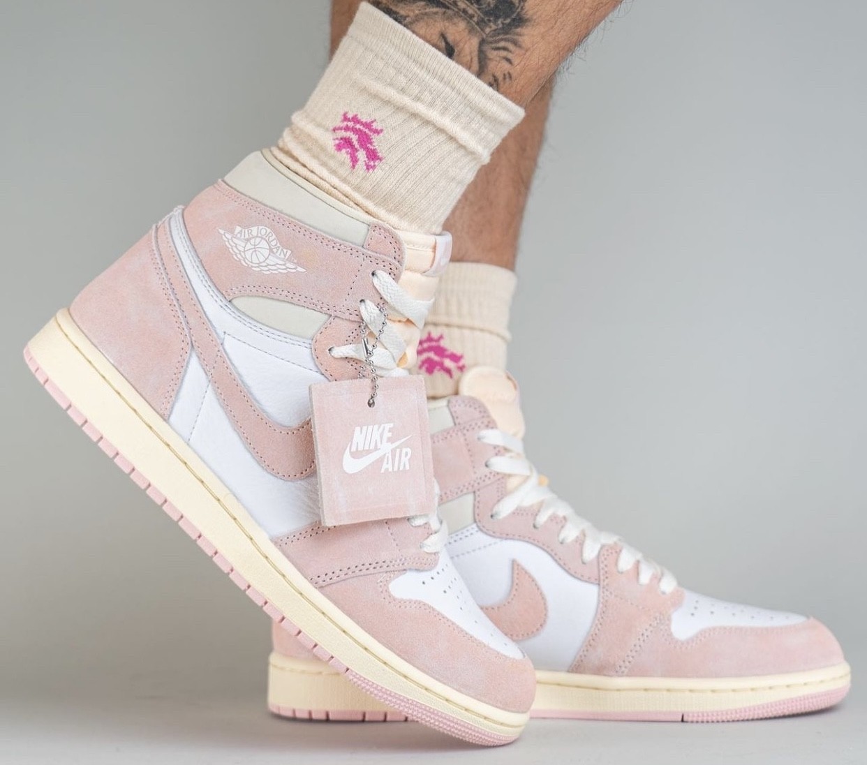 Air Jordan 1 High,Washed Pink,  发售倒计时！近期「颜值最能打」的 AJ1 要来了！