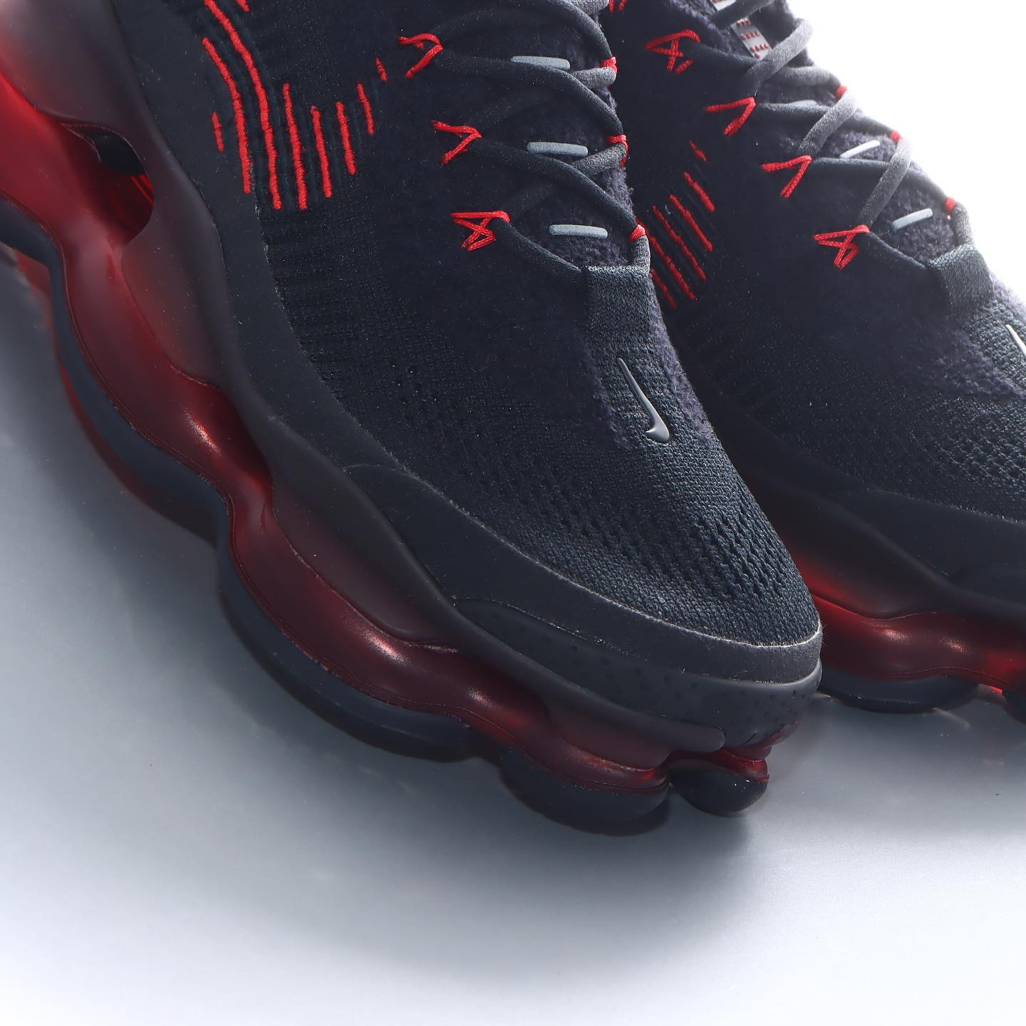 Nike Air Max Scorpion,Bred,DJ4  Nike「最大气垫跑鞋」又来了！网友：有点儿霸气！