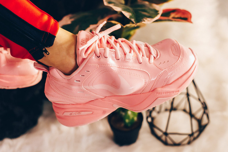 Nike,Air Monarch IV,Light Bone  简约不失亮眼细节！全新配色 Nike Air Monarch IV 官图曝光！