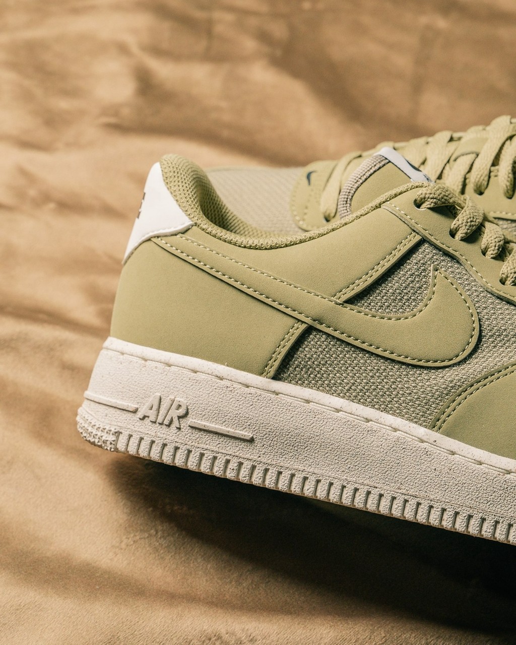 Nike,Air Force 1 Low,Next Natu  光看材质就想要！新配色 AF1 你打几分？