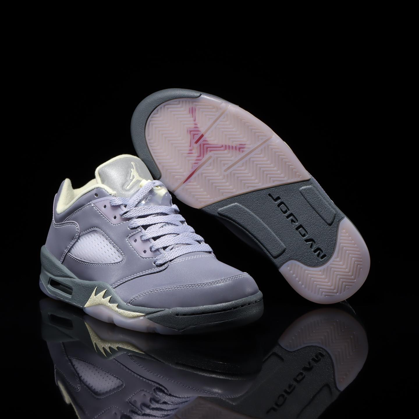 Air Jordan 5 Low,Indigo Haze,F  「紫葡萄」AJ5 上架国区！这颜值你打几分？
