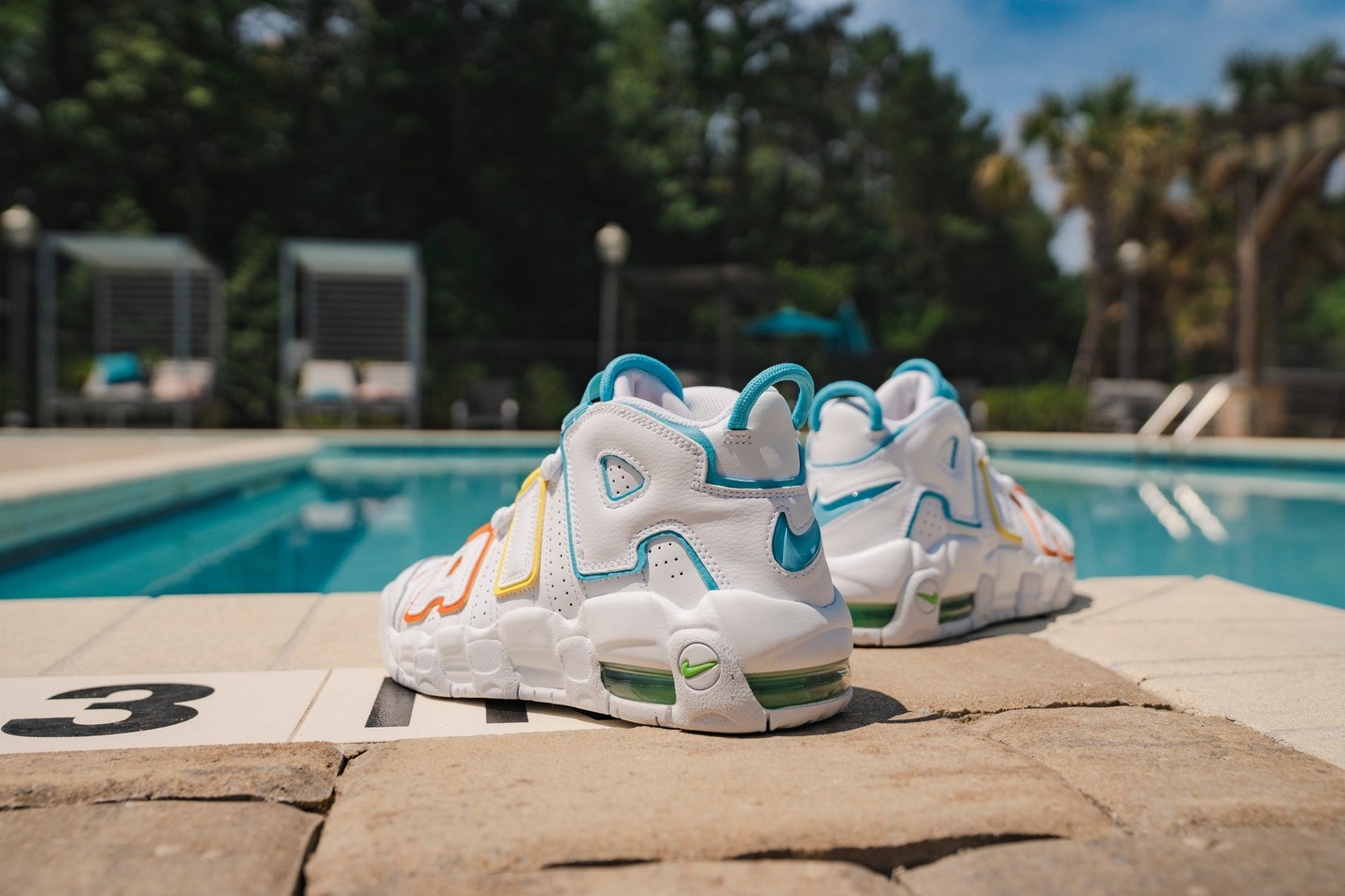 Nike Air More Uptempo  夏日必入 +1！全新「大 AIR」新配色曝光！