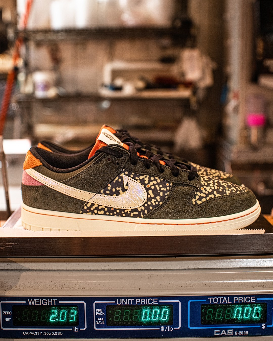Nike,Dunk Low,Rainbow Trout,FN  「鳟鱼」Dunk 最新实物图释出！Swoosh 质感亮了！