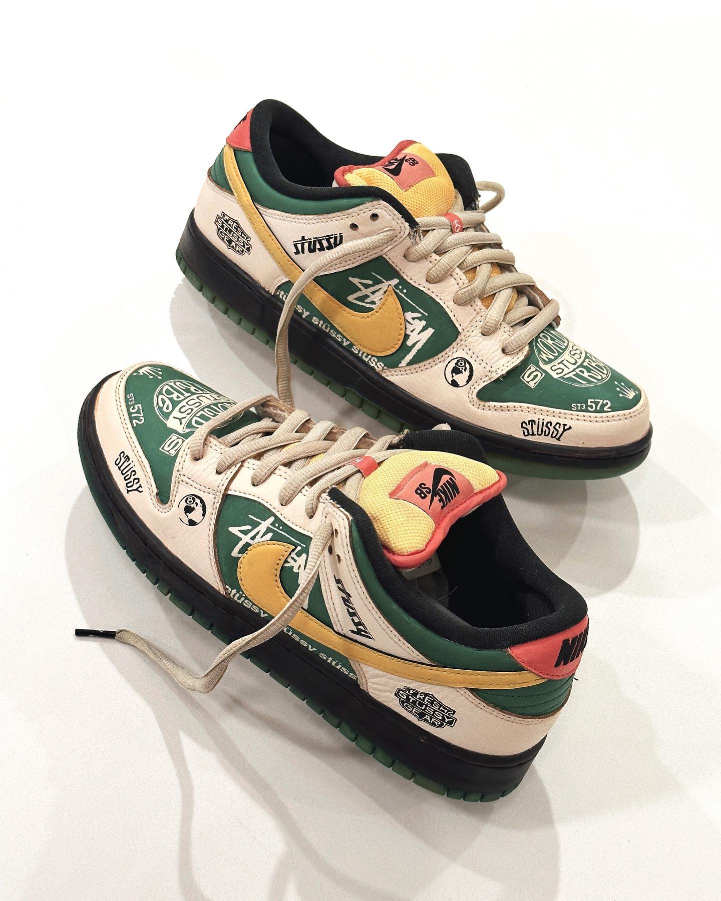 Nike,Stussy,定制   赛车涂装效果炸裂！Stüssy x Nike Dunk 太帅了！