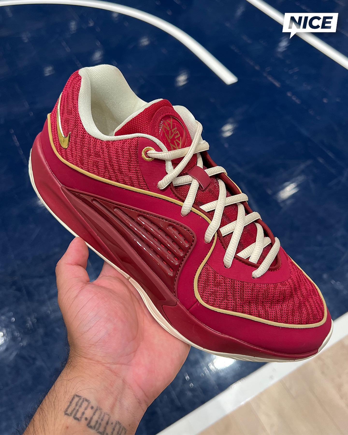 NY vs NY,Nike  一口气三双！神秘主题配色实物曝光！