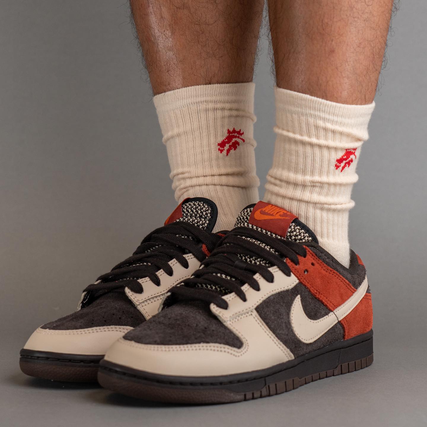 Nike,Dunk Low,Red Panda,FV0395  「小熊猫」Dunk Low 上脚图来了！质感表现细腻！