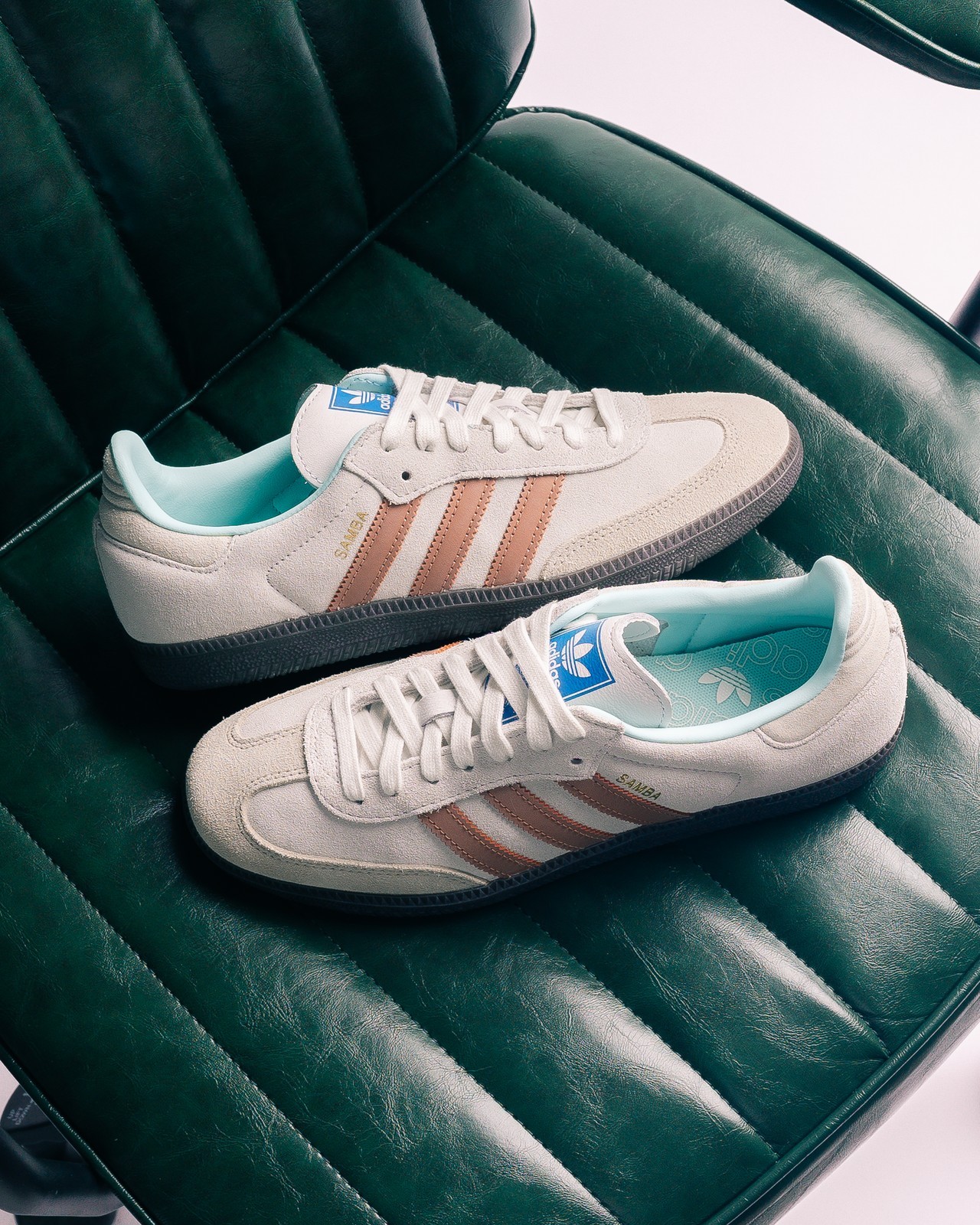 adidas，Gazelle/Samba，IE7002/ID   Gucci 联名既视感！这两双「T头鞋」太美了！
