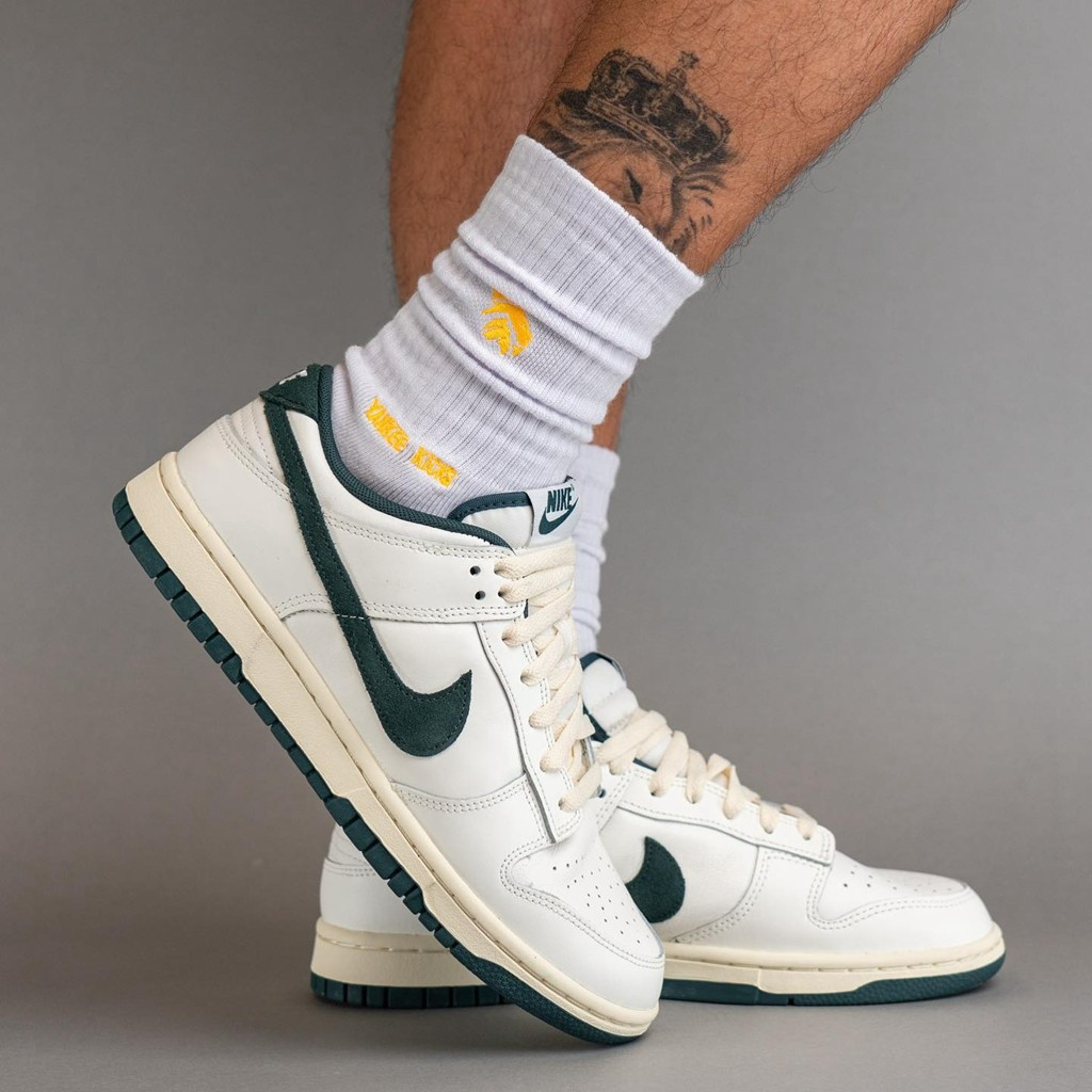 Nike,Dunk Low,Athletic Departm  复古味拉满！新配色 Nike Dunk Low 实物上脚曝光！