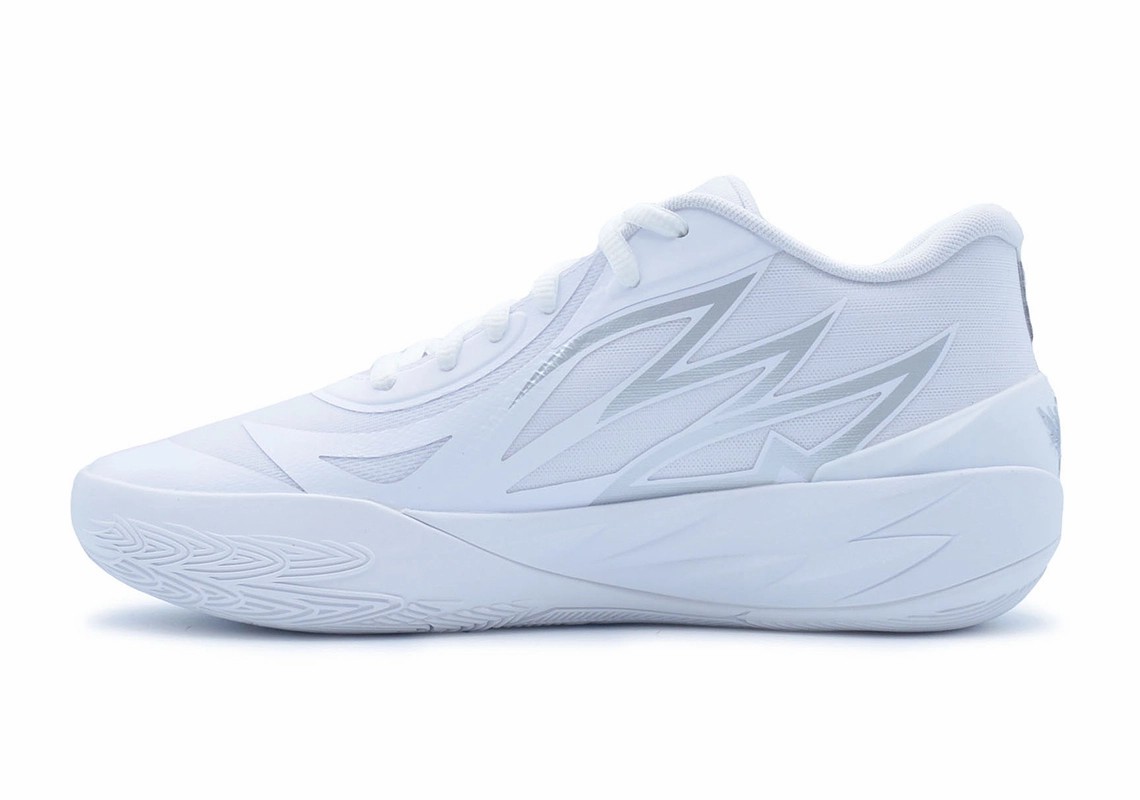PUMA,MB.02 Lo,Triple White,379  都在等的「三球低帮」！原价入手机会来了！