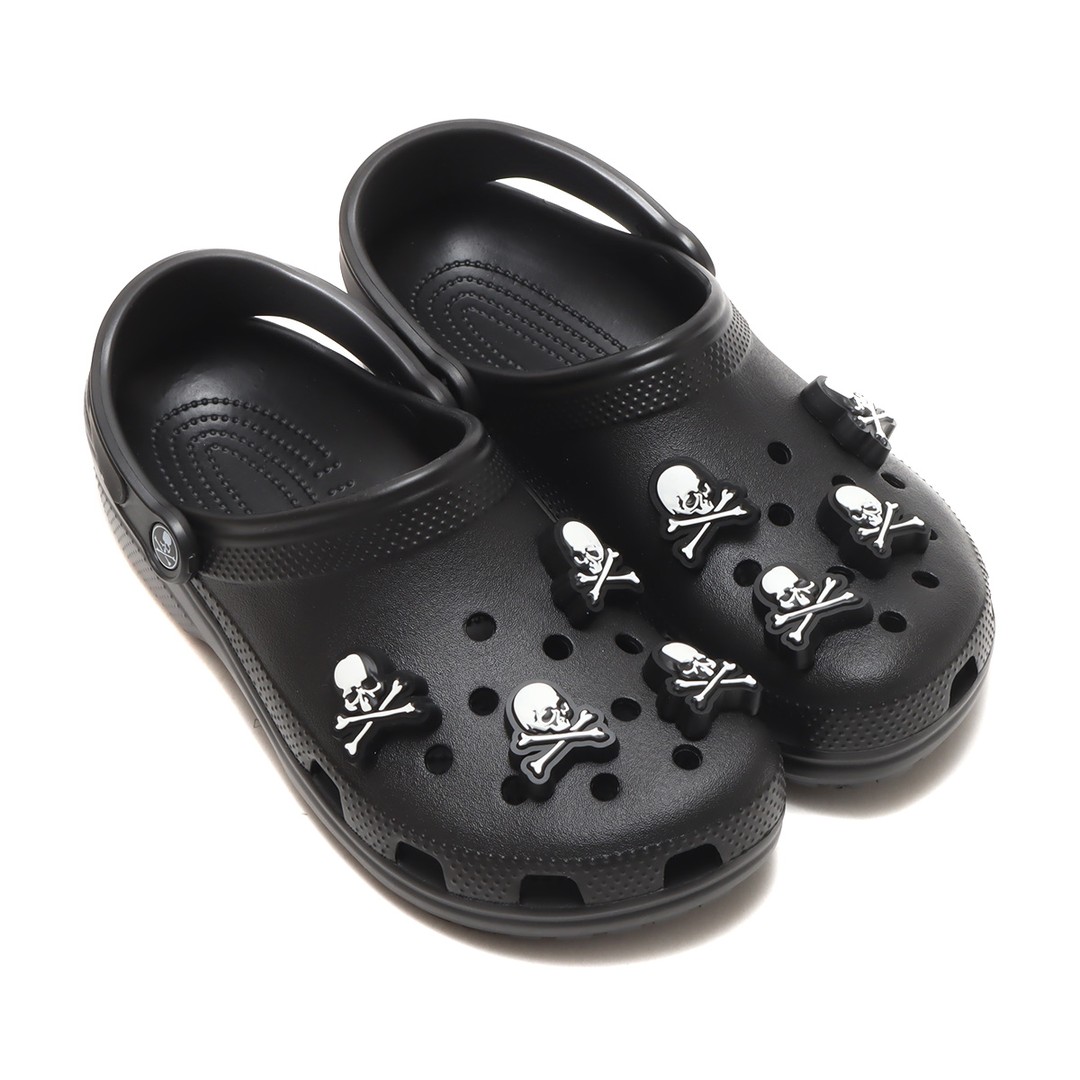 Crocs，mastermind Japan  市价两千 +！MMJ x Crocs 太帅了！