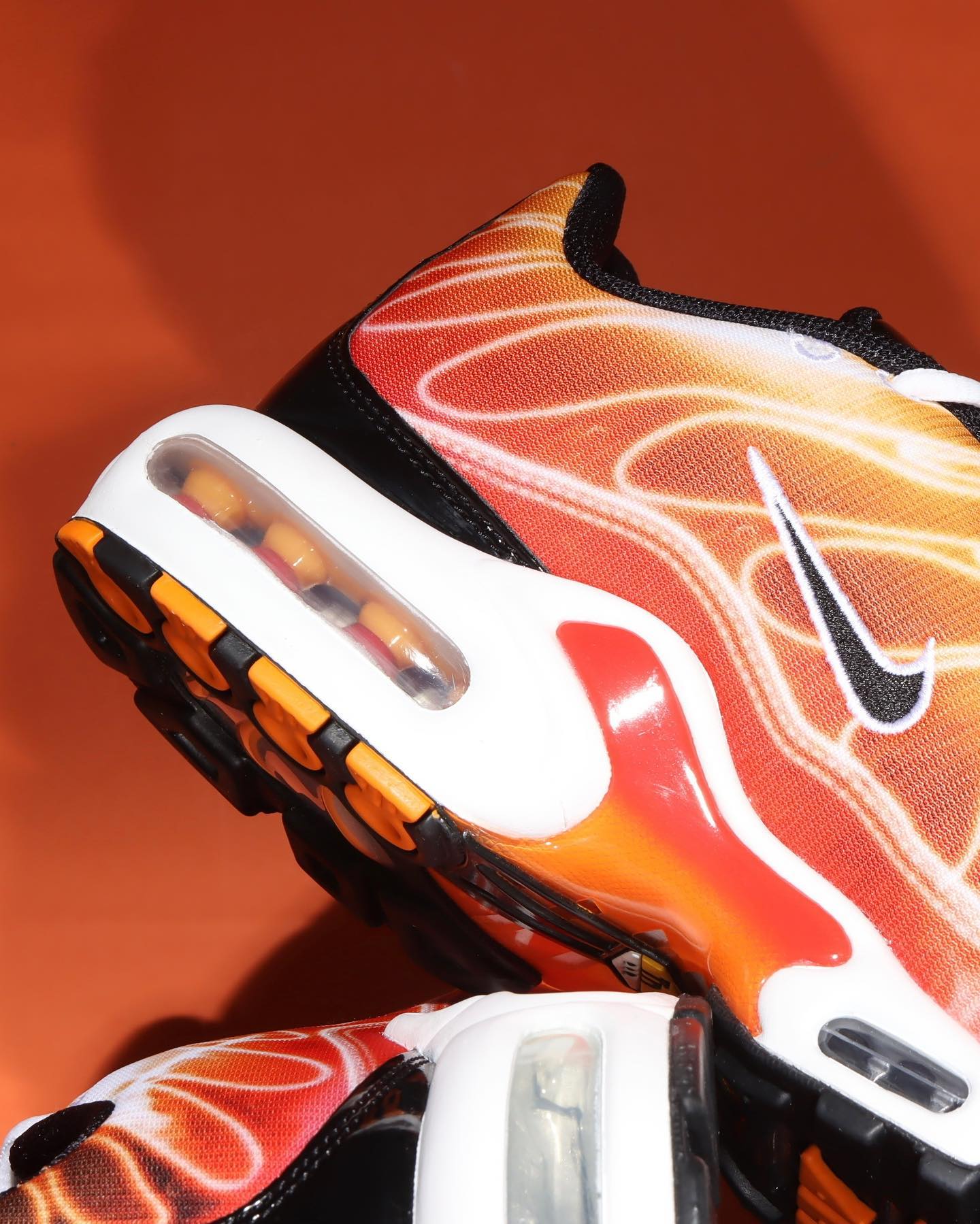 Nike Air Max Plus,Light Photog  全新 Nike Air Max Plus 最新实物曝光！这颜值你打几分？