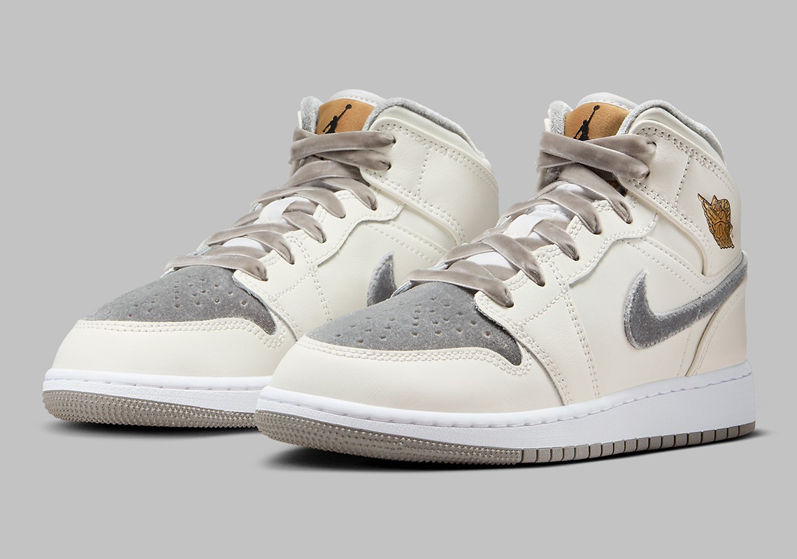 Air Jordan 1 Mid,Velvet Toe,FB  AJ1 又有全新配色！「天鹅绒脚趾」质感太赞了！