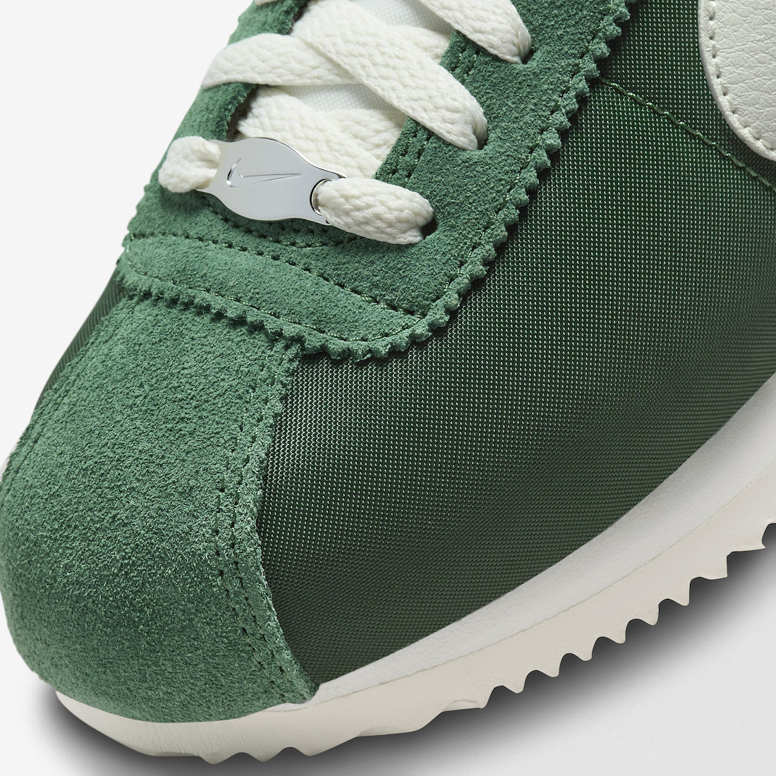 Nike,Cortez,Fir,DZ2795-300  太有复古内味了！全新配色 Nike Cortez 即将登场！