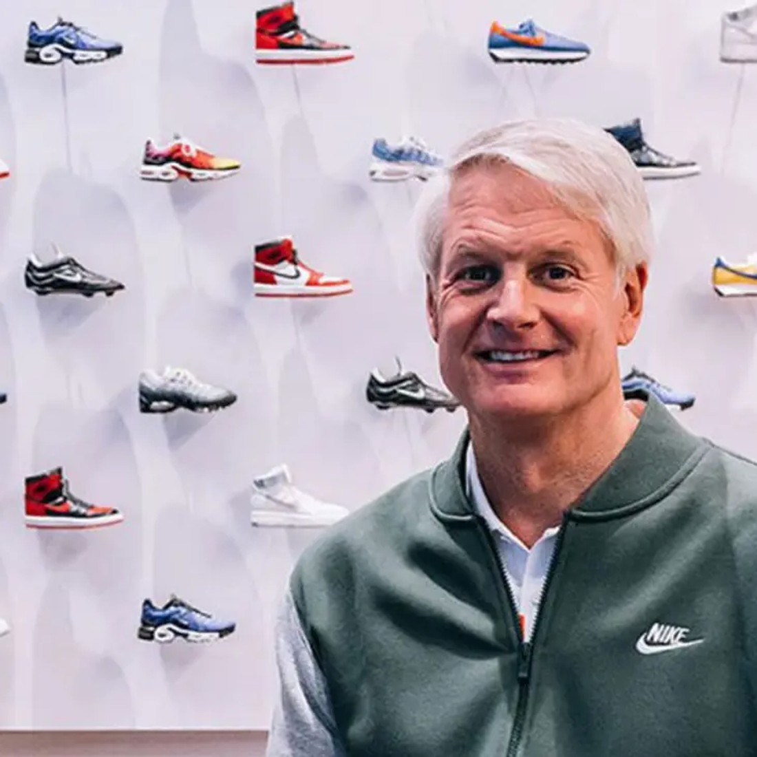 年薪,两个,小,目标,Nike,CEO,工资,条,曝光,  年薪两个小目标！Nike CEO 工资条曝光！