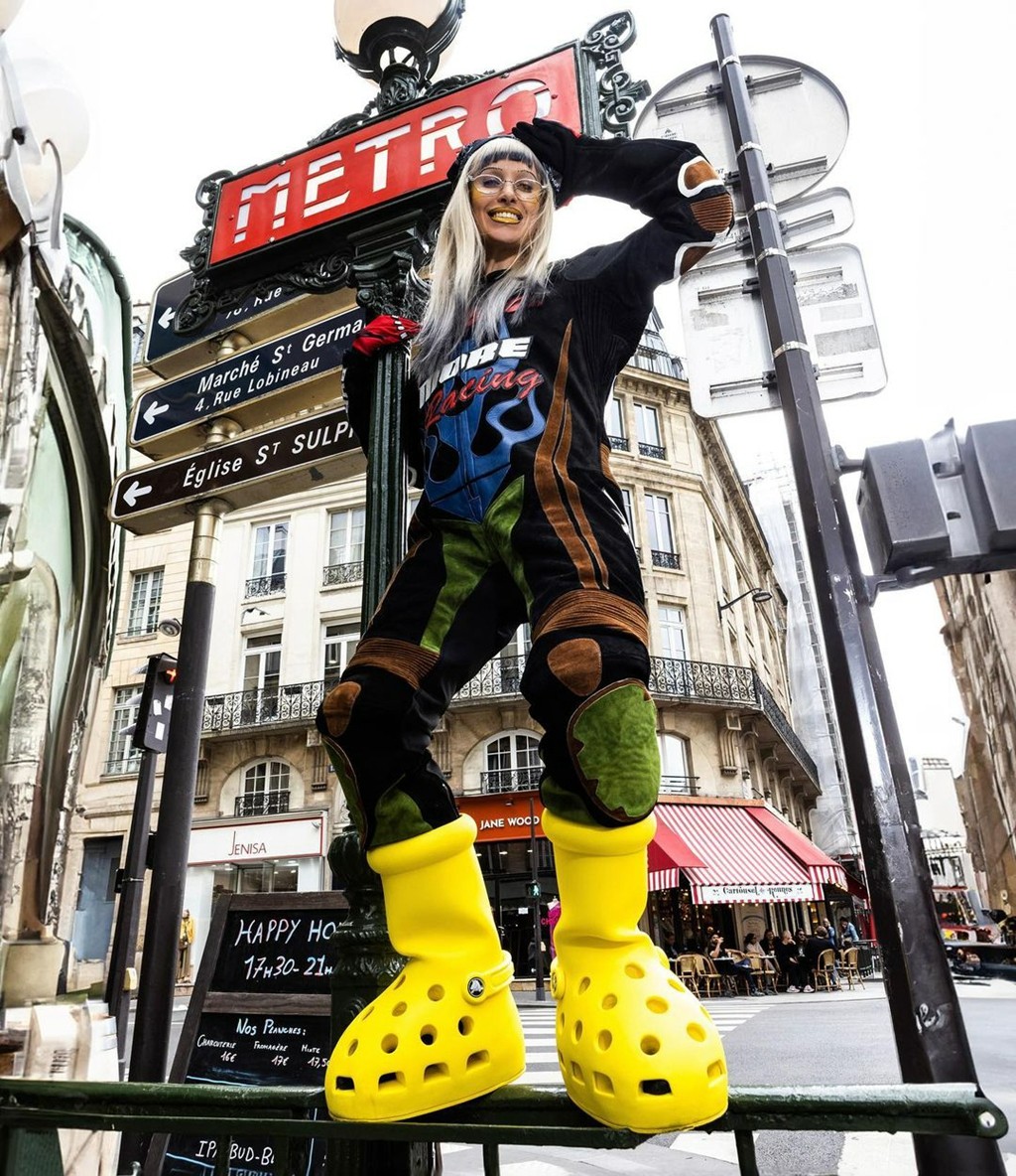 MSCHF,Big Boot  阿童木「大红靴」曝光新配色！这波热度又被它蹭上了！