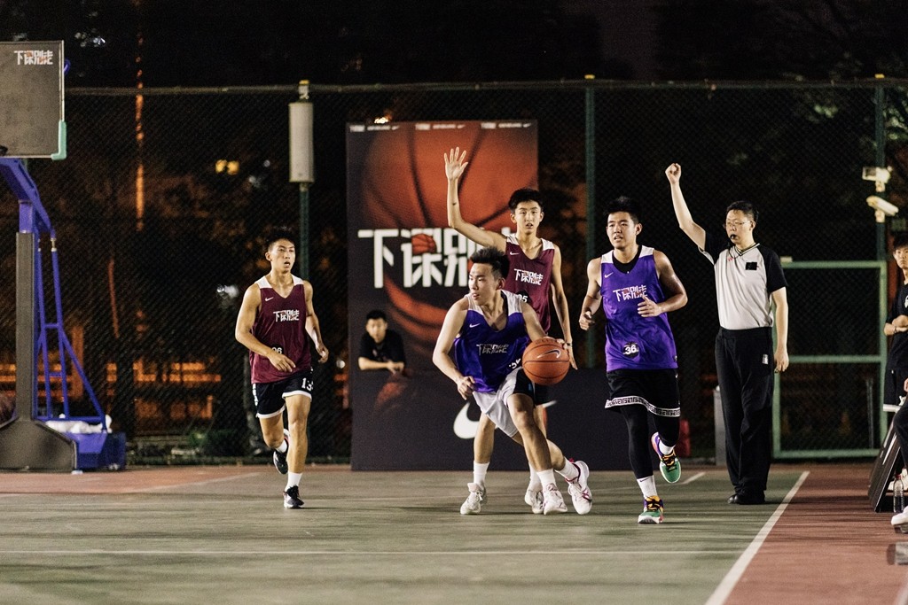 最,纯粹,的,篮球,Nike,「,下课,别走,」,赛事,  最纯粹的篮球！Nike「下课别走」赛事参与方式曝光！