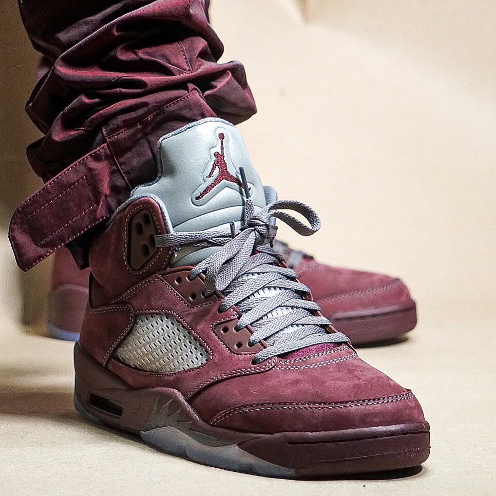 Air Jordan 5,Burgundy,DZ4131-6  上脚图泄露！「酒红」AJ5 发售越来越近了！