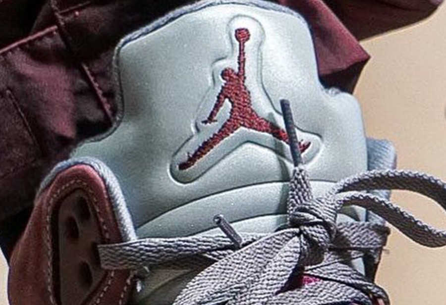 Air Jordan 5,Burgundy,DZ4131-6  上脚图泄露！「酒红」AJ5 发售越来越近了！